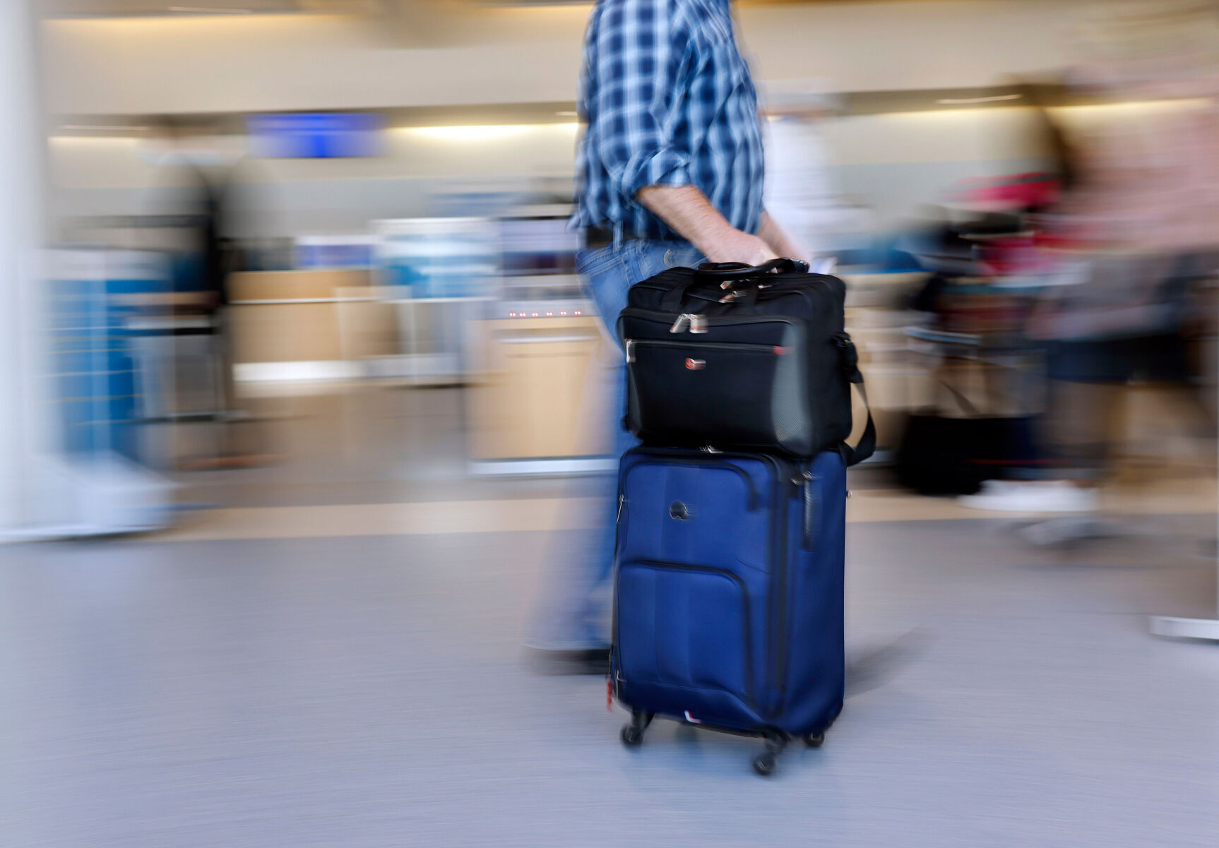 BIZ-AIRLINES-PASSENGER-WEIGHT-DA